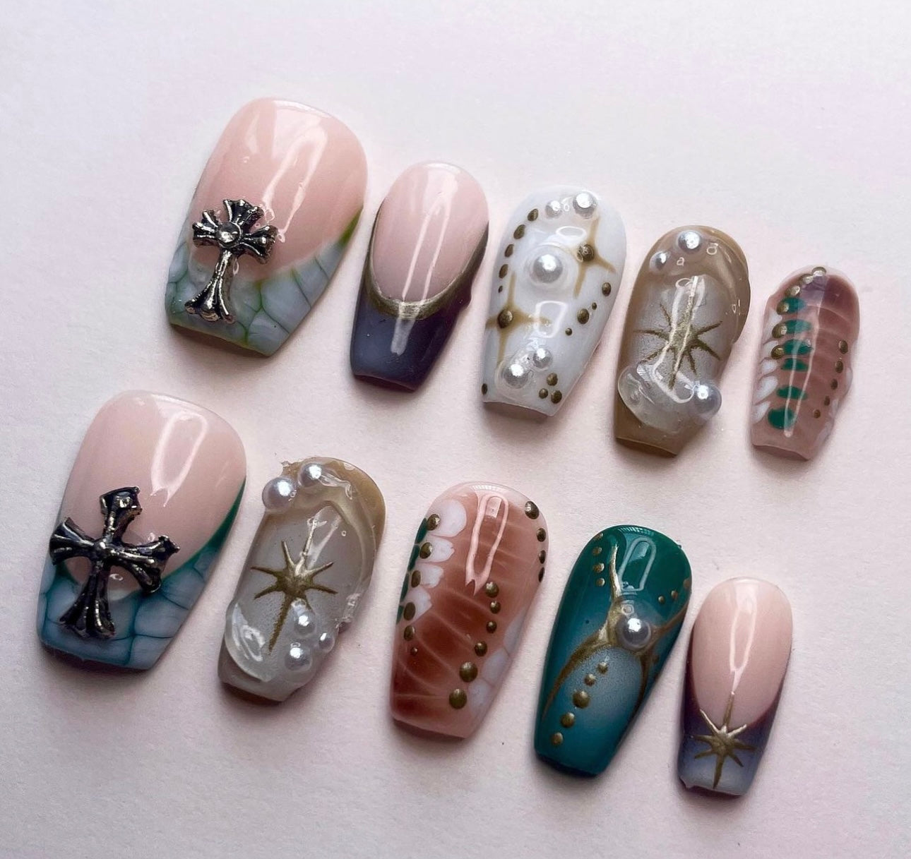 Press on nails| cross set