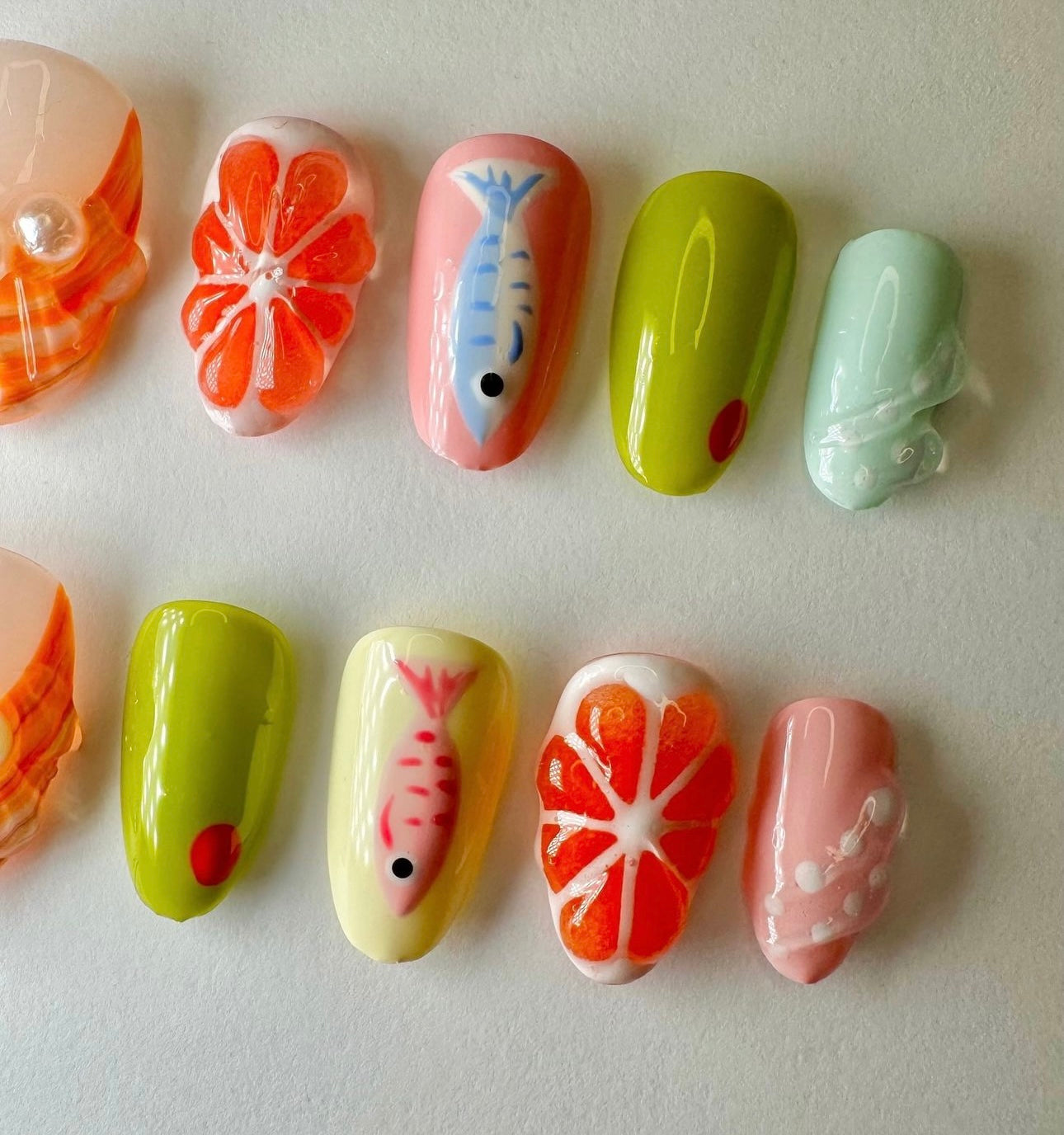Press on nails| Fun in the sun
