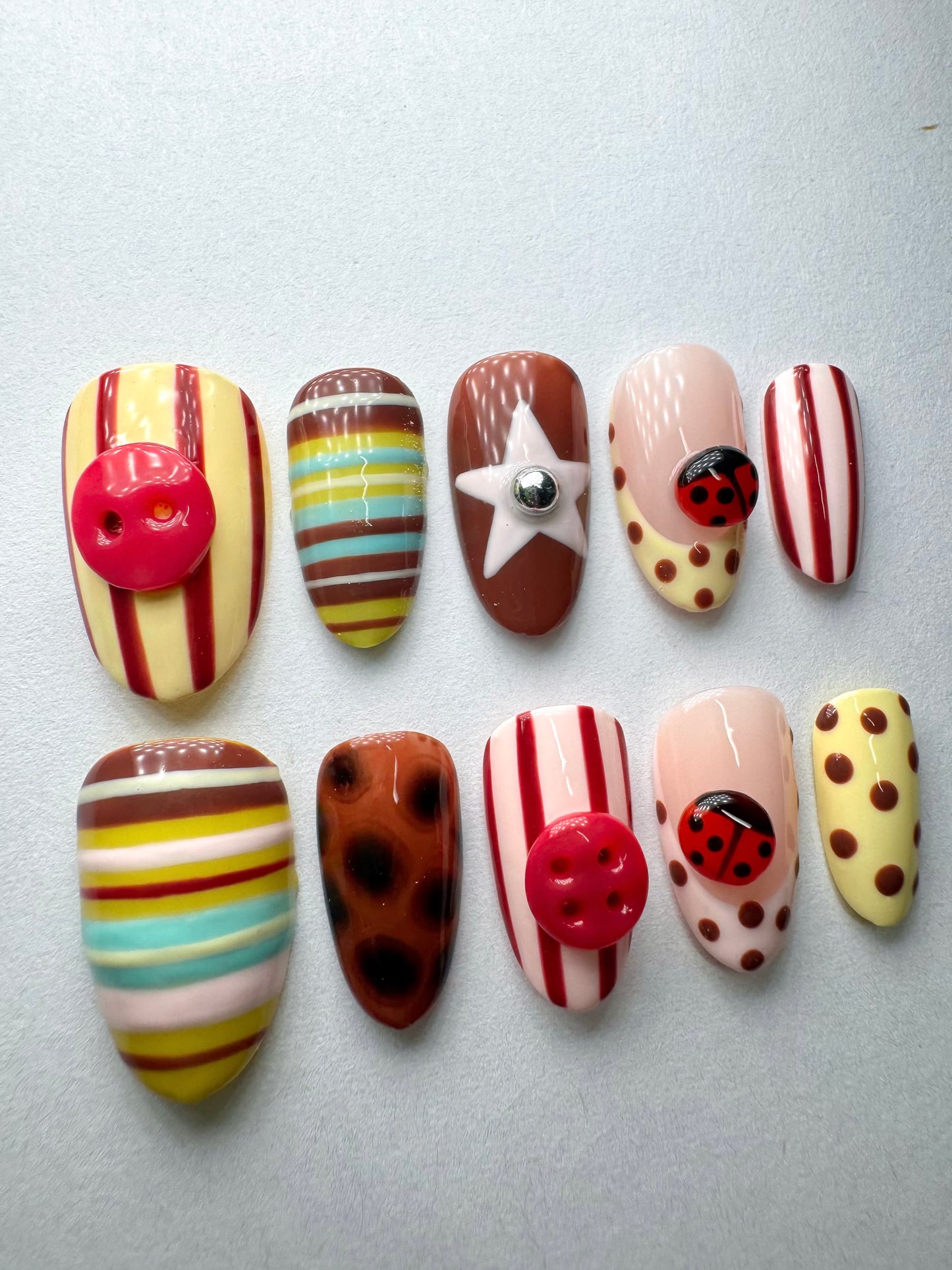 Press on nails| cool girl fall set
