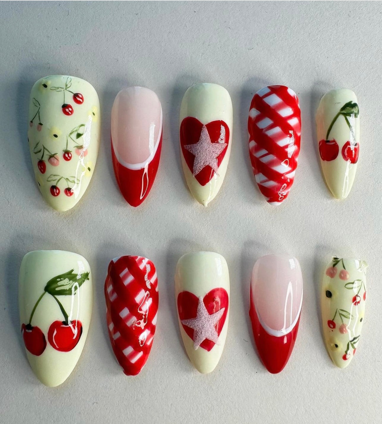 Press on nails| picnic cherry set